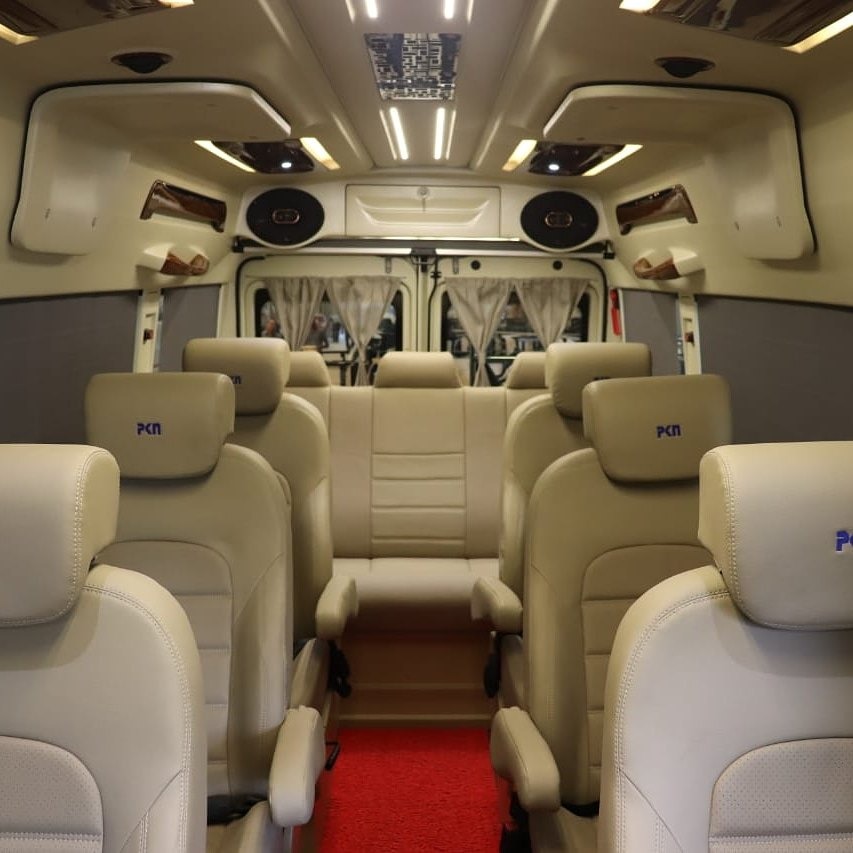 9 Seater Tempo Traveller Solapur